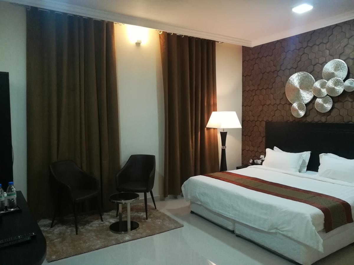 Tanuf Residency Hotel Nizwa Eksteriør billede